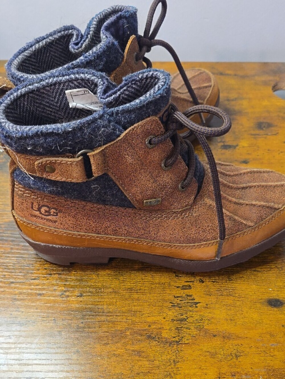 ​UGG Wynton Waterproof Leather Boiled Wool Winter Boots Chestnut Navy 7 - Picture 7 of 11
